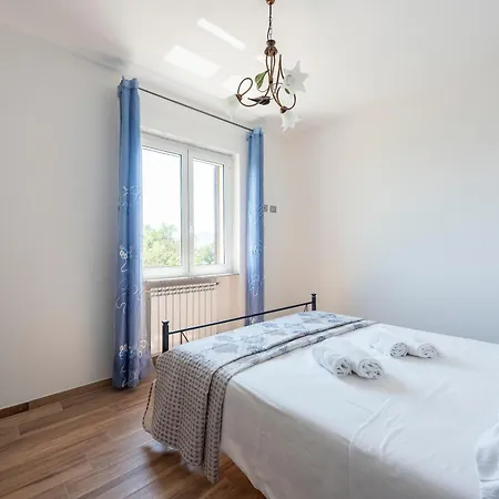 Joivy Guanna - Charming Flat With Garden Apartamento *