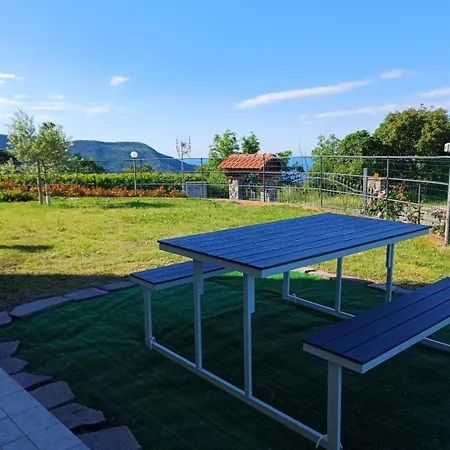 Joivy Guanna - Charming Flat With Garden *