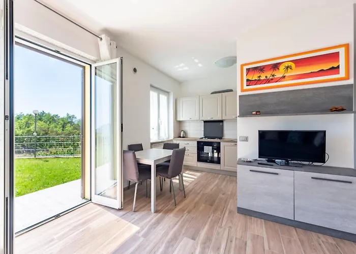 Joivy Guanna - Charming Flat With Garden *