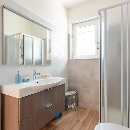 Joivy Guanna - Charming Flat With Garden Appartamento