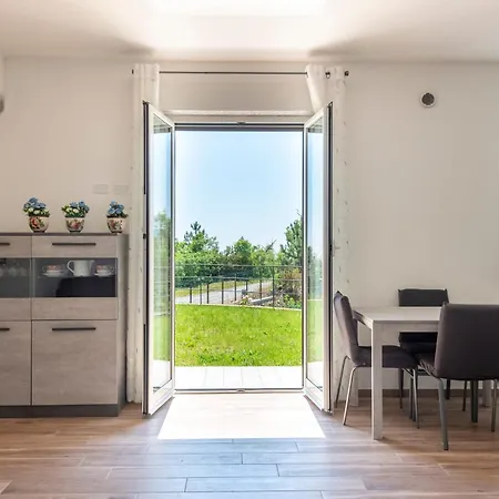 Joivy Guanna - Charming Flat With Garden Bracco